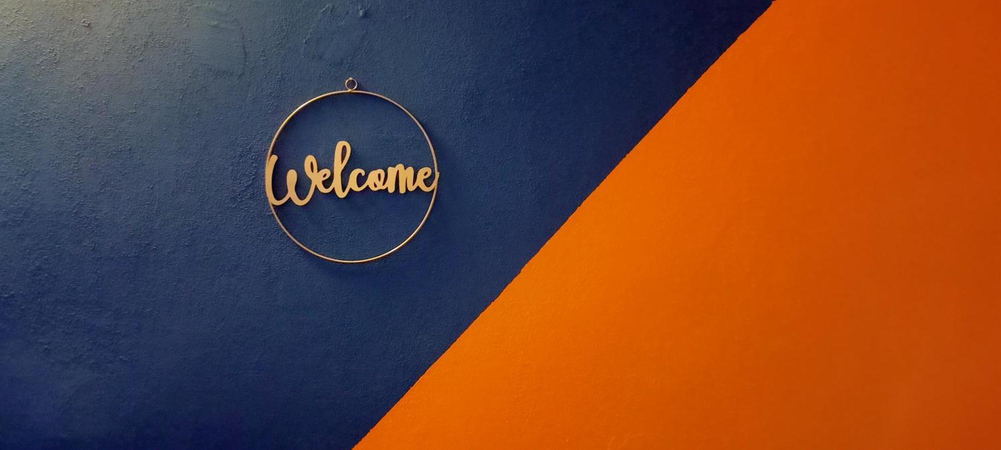 Blaue Oase, Netflix, Massagesessel, Whirlpool Badewanne Apartment Germersheim