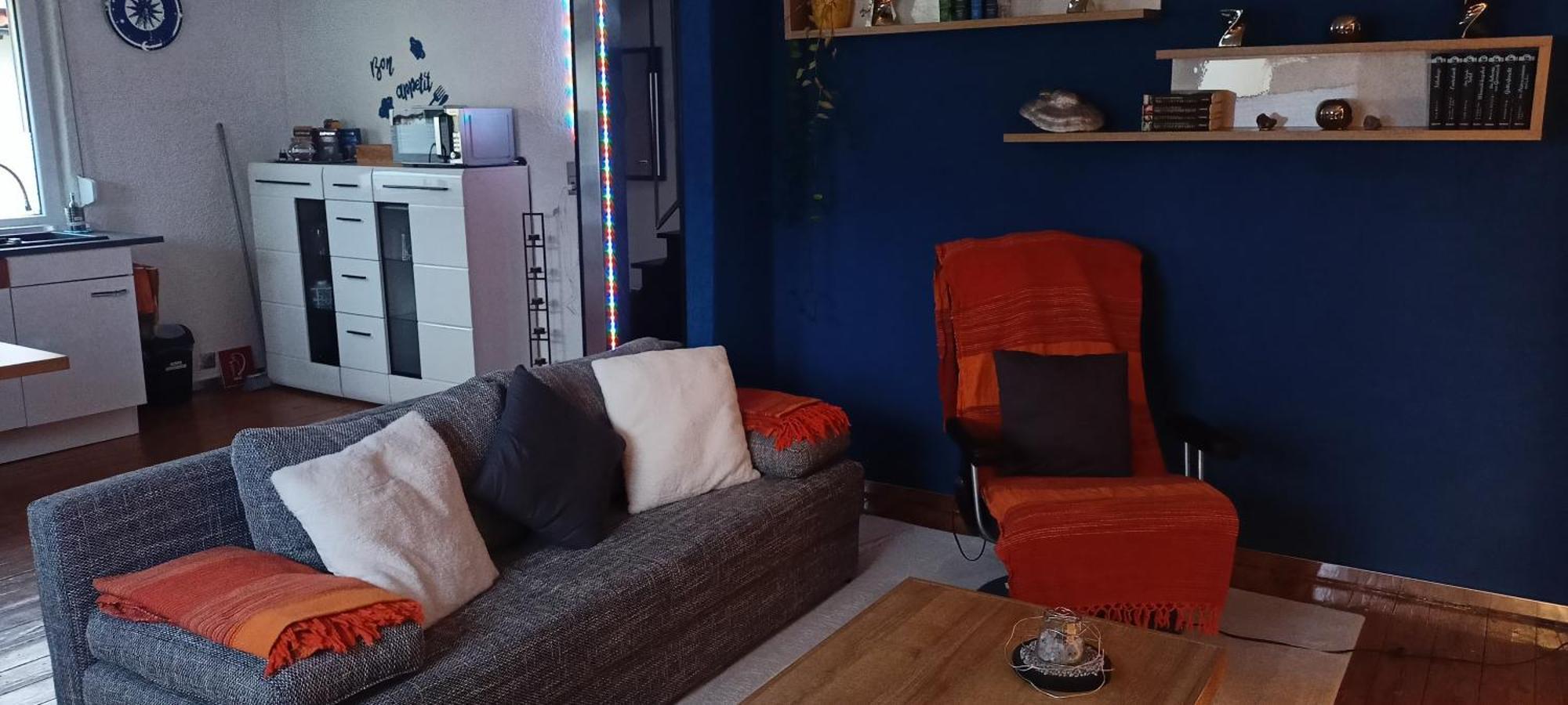 Blaue Oase, Netflix, Massagesessel, Whirlpool Badewanne
