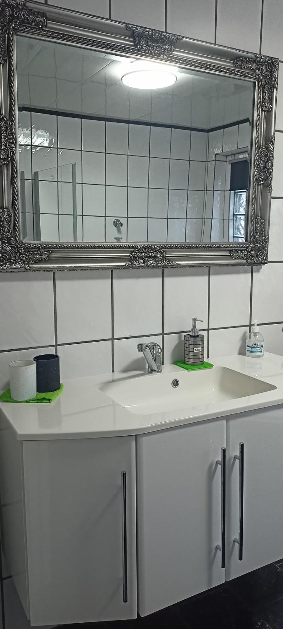 Apartment Blaue Oase, Netflix, Massagesessel, Whirlpool Badewanne Germersheim