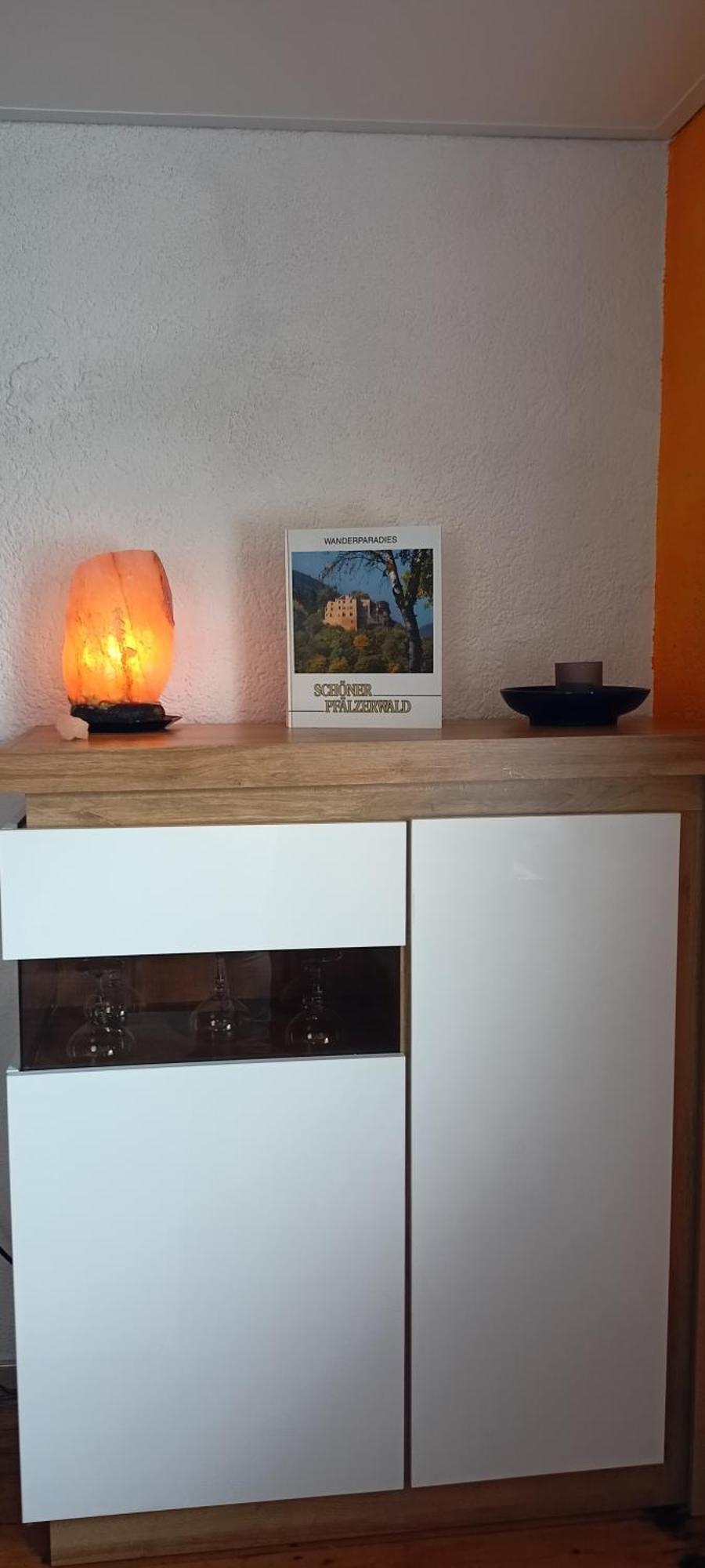 Blaue Oase, Netflix, Massagesessel, Whirlpool Badewanne